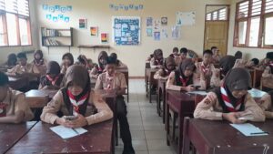 SMP Negeri 1 Bukateja Melaksanakan Ulangan Harian Bersama Secara Daring